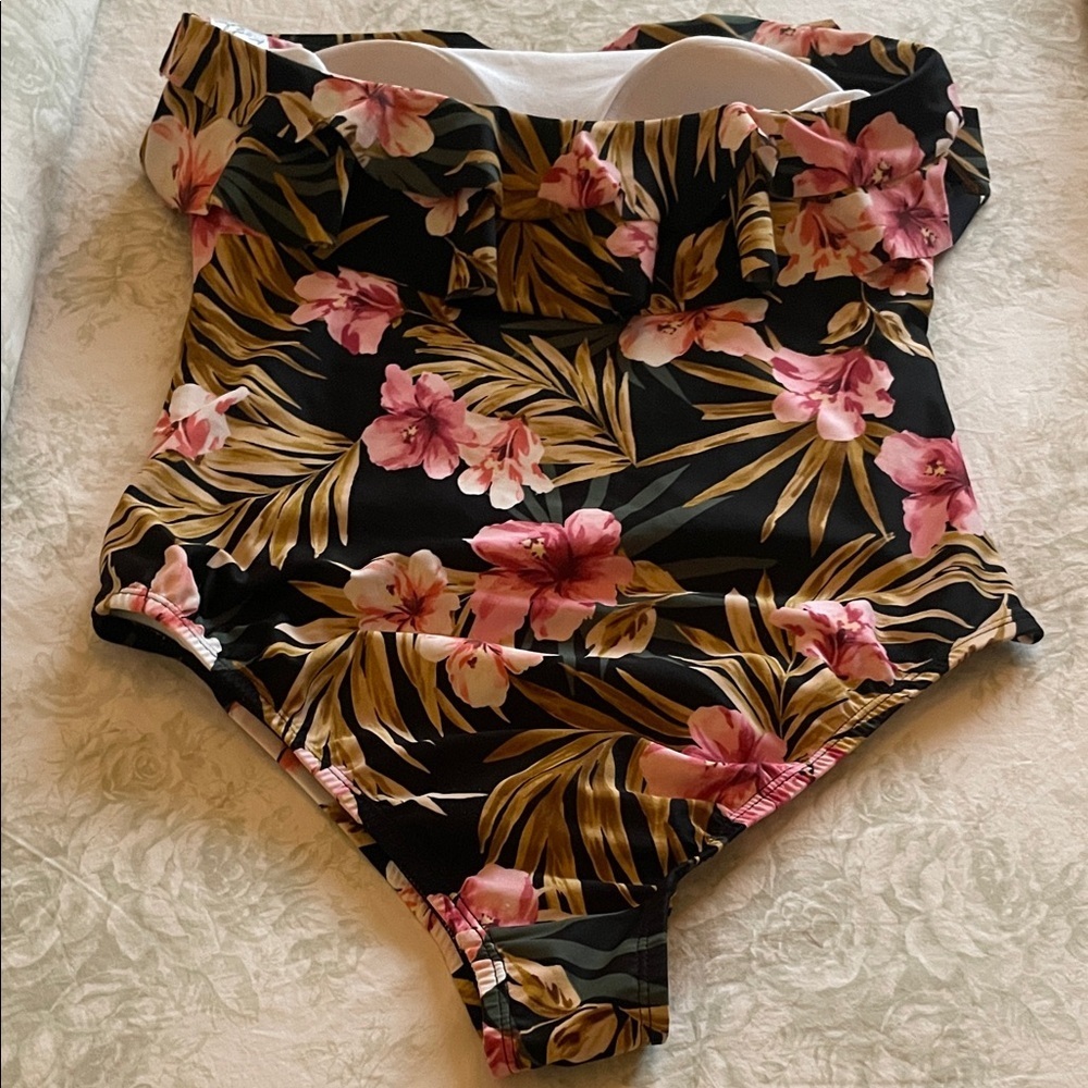 Kona Sol Black Floral Bikini - Picture 5 of 8